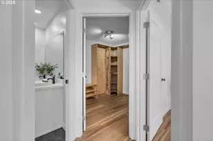 5375 NW Edgebrook Pl, Portland, OR 97229 - Photo 23