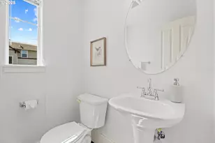 806 NW 118th Ave, Portland, OR 97229 - Photo 19