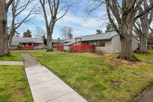 10935 SW 121st Ave, Tigard, OR 97223 - Photo 3