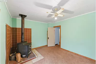 67714 N Bay Rd, North Bend, OR 97459 - Photo 31