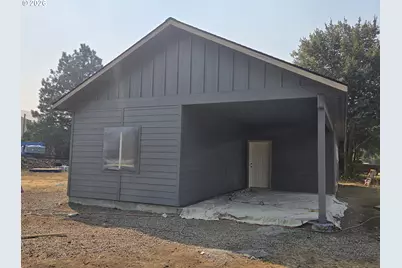 1102 Y Ave, La Grande, OR 97850 - Photo 1