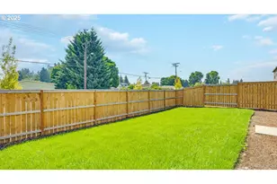 2945 U St, Springfield, OR 97477 - Photo 27