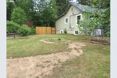 884 SE 7th Ave, Hillsboro, OR 97123 - Photo 5