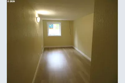 884 SE 7th Ave, Hillsboro, OR 97123 - Photo 21