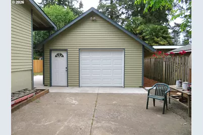884 SE 7th Ave, Hillsboro, OR 97123 - Photo 27