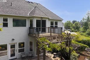 19180 NW Northshore Ct, Portland, OR 97229 - Photo 37