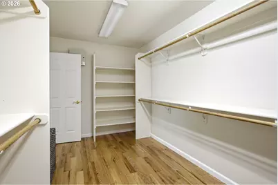 19180 NW Northshore Ct, Portland, OR 97229 - Photo 21