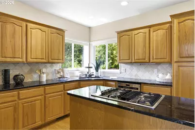 19180 NW Northshore Ct, Portland, OR 97229 - Photo 13