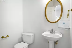 19180 NW Northshore Ct, Portland, OR 97229 - Photo 19