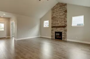 2015 E Otter Loop, La Center, WA 98629 - Photo 3