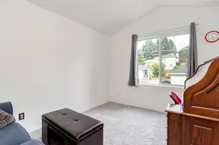 14417 Orchard Springs Rd, Lake Oswego, OR 97035 - Photo 33