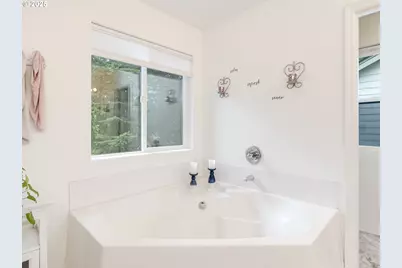 14417 Orchard Springs Rd, Lake Oswego, OR 97035 - Photo 25