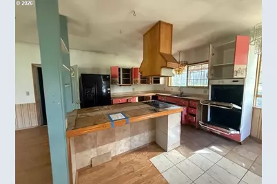 174 Esther Ct, Myrtle Creek, OR 97457 - Photo 9