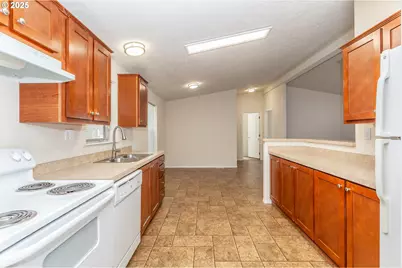 5200 SE 132nd Ave, Portland, OR 97236 - Photo 13