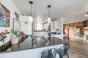 213 NW Lalack Ct, Dallas, OR 97338 - Photo 13