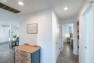 213 NW Lalack Ct, Dallas, OR 97338 - Photo 37