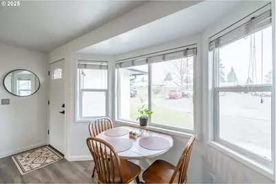 213 NW Lalack Ct, Dallas, OR 97338 - Photo 19