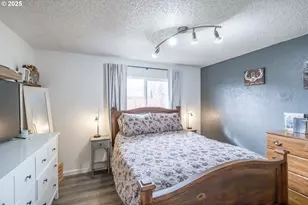 213 NW Lalack Ct, Dallas, OR 97338 - Photo 33