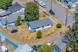 1566 SE Mill St, Roseburg, OR 97470 - Photo 23