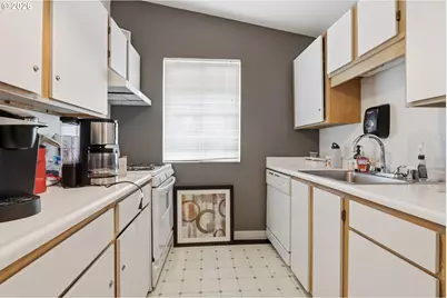6208 NE 17th Ave #J73, Vancouver, WA 98665 - Photo 17