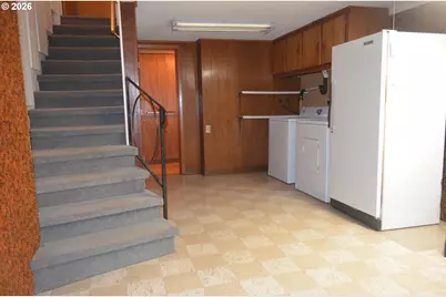 550 Riverview Dr, Salem, OR 97304 - Photo 11