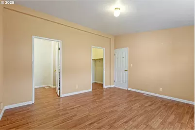 308 NW Civil Bend Ave, Winston, OR 97496 - Photo 23