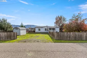 308 NW Civil Bend Ave, Winston, OR 97496 - Photo 45