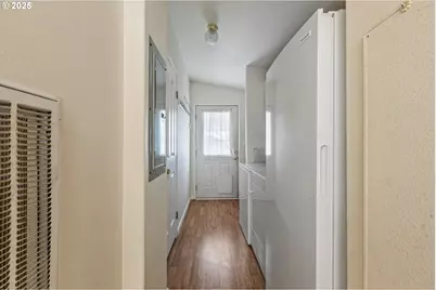 308 NW Civil Bend Ave, Winston, OR 97496 - Photo 35