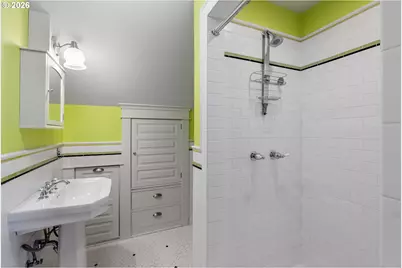 5086 Binns Hill Dr, Hood River, OR 97031 - Photo 29