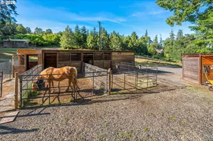 5086 Binns Hill Dr, Hood River, OR 97031 - Photo 39