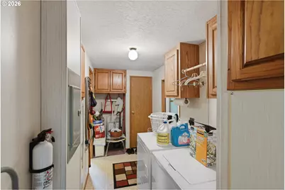 565 Shorepines Ave, Coos Bay, OR 97420 - Photo 23