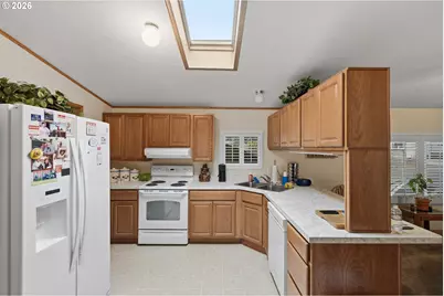 565 Shorepines Ave, Coos Bay, OR 97420 - Photo 13