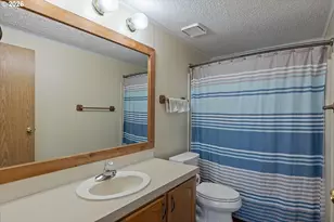 23689 SE Dowty Rd, Eagle Creek, OR 97022 - Photo 33