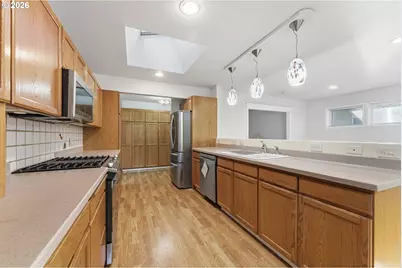 13045 SW Castlewood St, Beaverton, OR 97005 - Photo 11