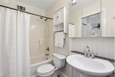 8035 SE 60th Ave, Portland, OR 97206 - Photo 13