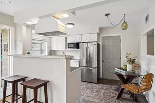 8035 SE 60th Ave, Portland, OR 97206 - Photo 5