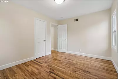 8035 SE 60th Ave, Portland, OR 97206 - Photo 15