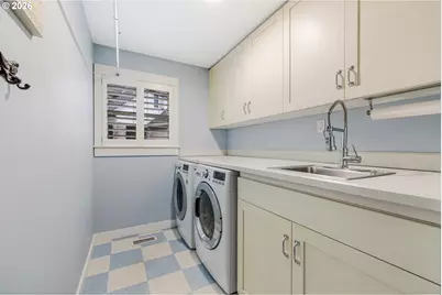 1905 Arena Ct, West Linn, OR 97068 - Photo 21