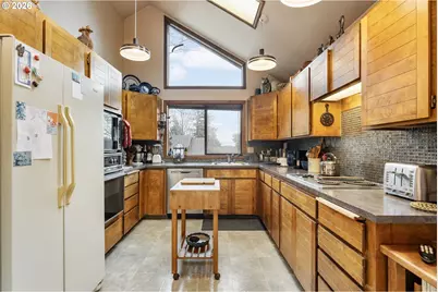 11895 SE Knee Ct, Happy Valley, OR 97086 - Photo 15