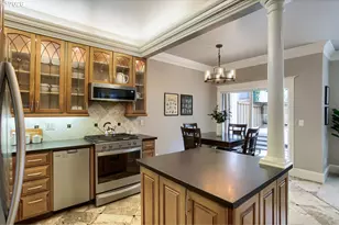 2674 NE 6th Pl, Portland, OR 97212 - Photo 7