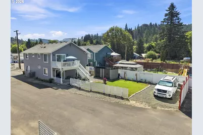 563 S State St, Sutherlin, OR 97479 - Photo 31