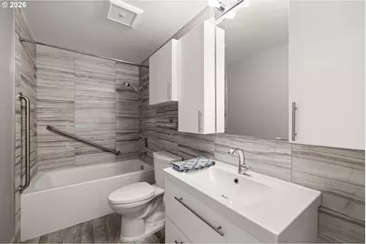 13647 Gaffney Ln #14, Oregon City, OR 97045 - Photo 17