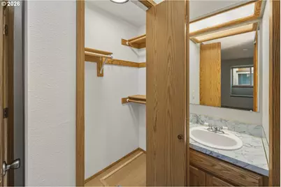 12516 SE Stark St #C, Portland, OR 97233 - Photo 35