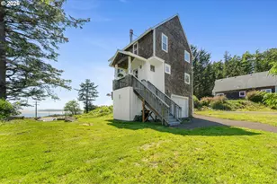 1980 Spyglass Ct, Tillamook, OR 97141 - Photo 33