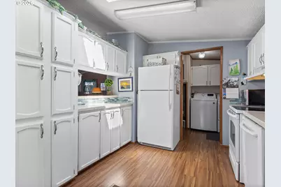 18485 SW Pacific Dr #Unit 89, Tualatin, OR 97062 - Photo 17