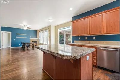 393 Stellers Eagle St NW, Salem, OR 97304 - Photo 19