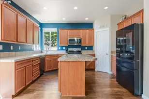 393 Stellers Eagle St NW, Salem, OR 97304 - Photo 15