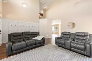 393 Stellers Eagle St NW, Salem, OR 97304 - Photo 9