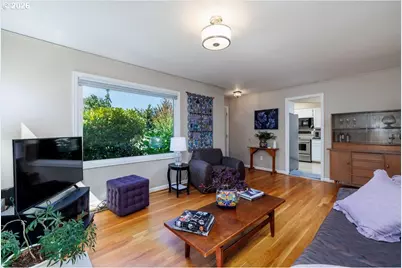 4718 N Amherst St, Portland, OR 97203 - Photo 7