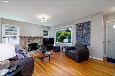 4718 N Amherst St, Portland, OR 97203 - Photo 5